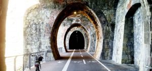 fiets tunnel Levanto