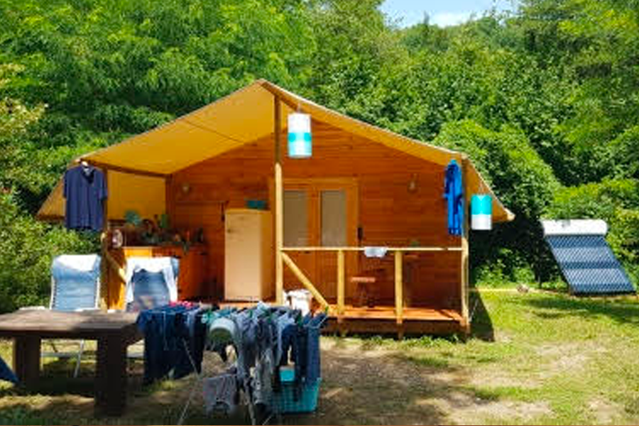 camping in Ligurië tenthuisjes duurzaam op vakantie